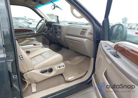 2002 Ford Excursion Limited z USA, uszkodzony, nr VIN 1FMNU43S32EC62272